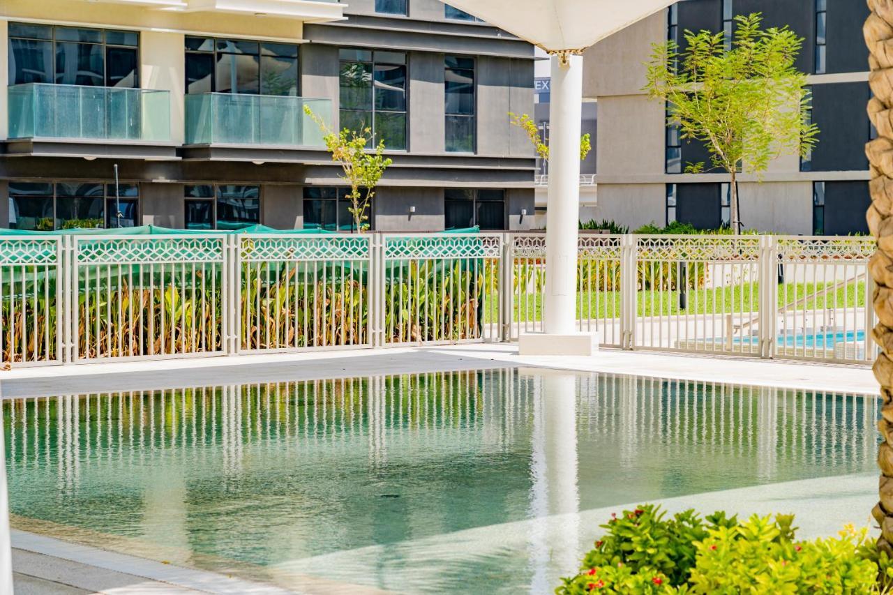 Expo Village Serviced Apartments Dubaj Zewnętrze zdjęcie